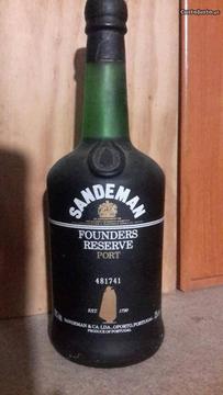 sandeman porto founders reserve