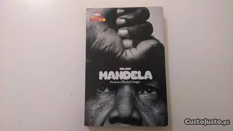 Livro Nelson Mandela de Albrecht Hagemann
