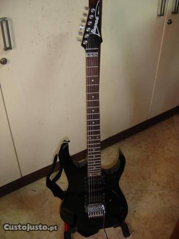Guitarra Ibanez RG270R/Amplificador Marshall VS65R
