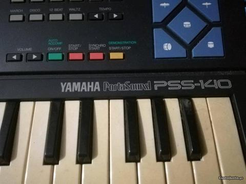 Teclado Yamaha PSS-140