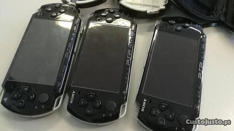 3 consolas PSP e acessórios