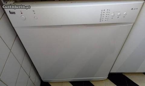 Máquina de Lavar Loiça Teka LP7 700 c/ garantia