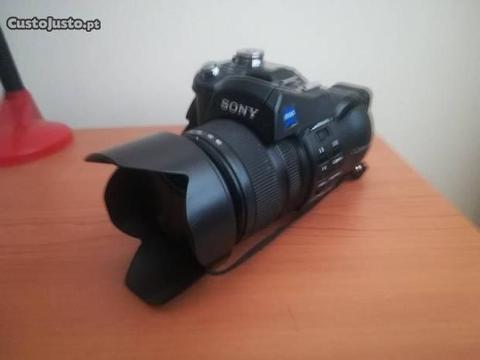 Sony Cyber-Shot DSC-F828