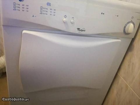 Máquina de secar a roupa