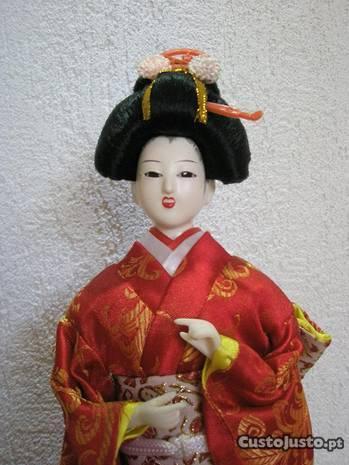 Boneca Japonesa, Nova