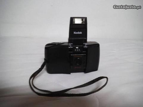 Máquina fotográfica KODAK 935