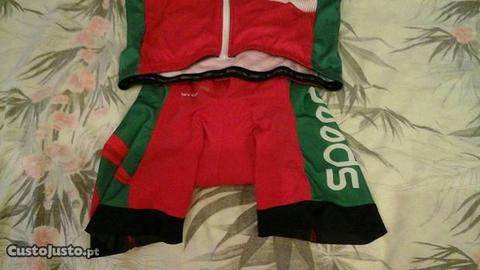 Dois equipamentos verão ciclismo