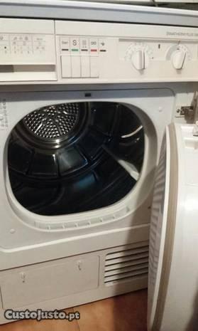 Máquina de secar roupa- Siemens