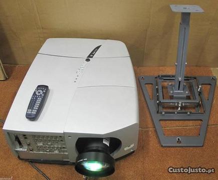 projector para cinema em casa Barco iCon H600