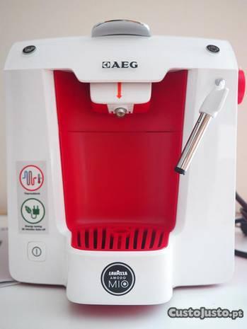 Máquina de café expresso Lavazza Favola Electrolux