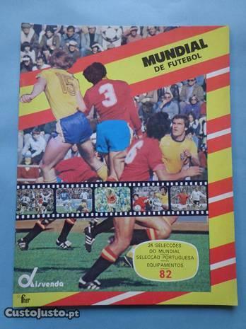 Caderneta de futebol vazia - Mundial de Futebol 82