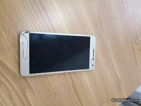 Samsung A5 dourado//2015