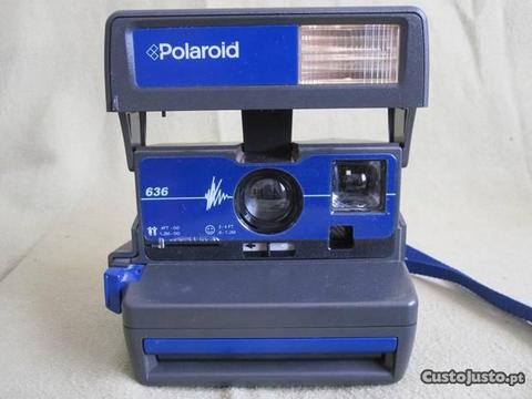 Câmara Polaroid Instantânea 636