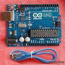 Arduino Uno R3 novo + breadboard