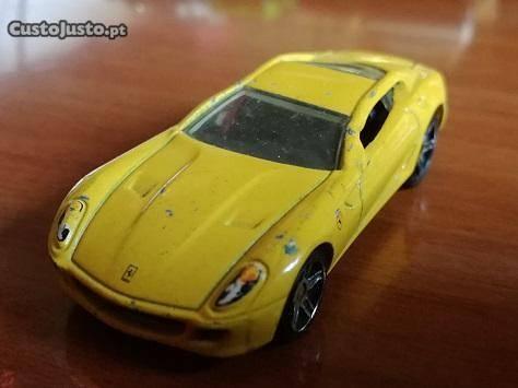 Ferrari 599 GTB Hot Wheels Carrinho Miniatura Hotw