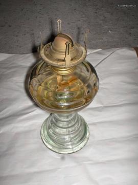 Candeeiro antigo petroleo