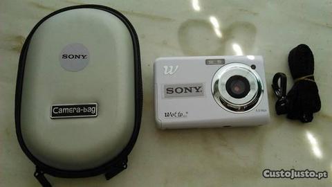Máquina Fotográfica nova Sony