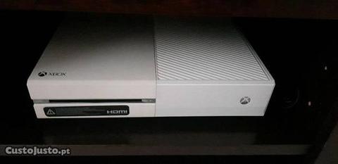 Xbox One DayOne 500gb (Troco)