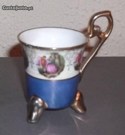 chávena tripé porcelana japonesa 9cm