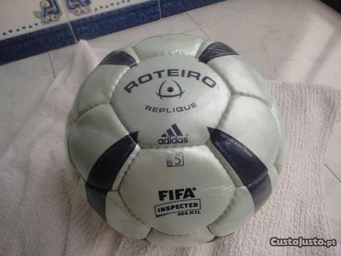 Bola de futebol Adidas
