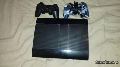 PlayStation 3 nova com 5 jogos originais