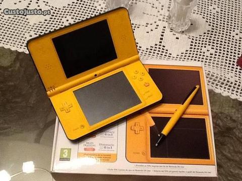 Nintendo DS XL