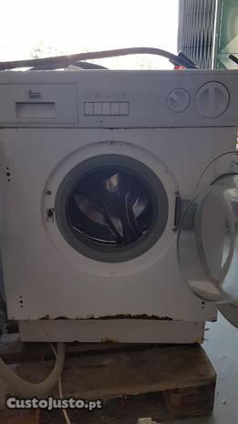 Máquinas teka de lavar roupa e louça