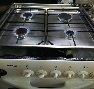 Forno e placa de encastrar