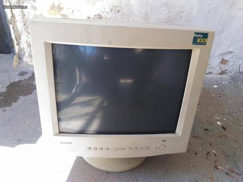 Monitor