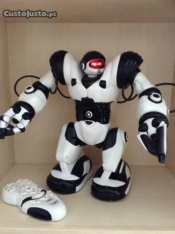RoboSapien (Robot telecomandado) novo