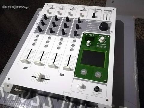 Mesa de mistura Korg km-402