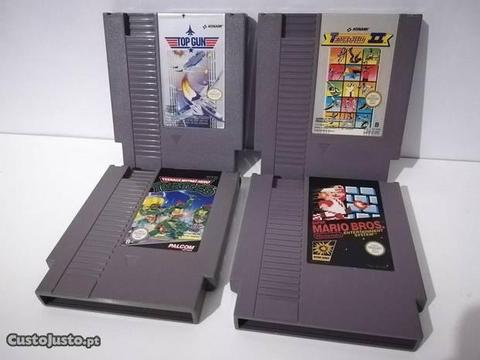 Conjunto de 4 jogos para Nintendo NES