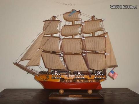 Barco / Navio Caravela USS Constitution 1814