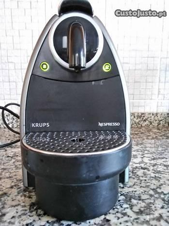 Máquina café Nespresso Krups