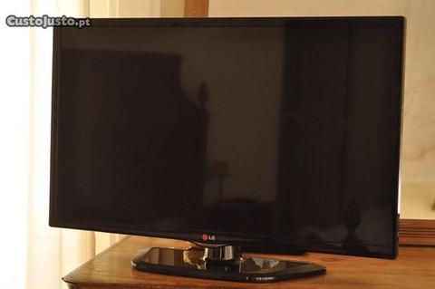 televisão LED FULL HD LG 32LN5400 avariado