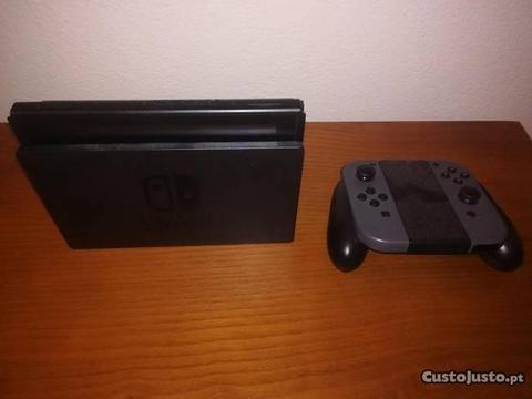 Nintendo switch com 3 jogos