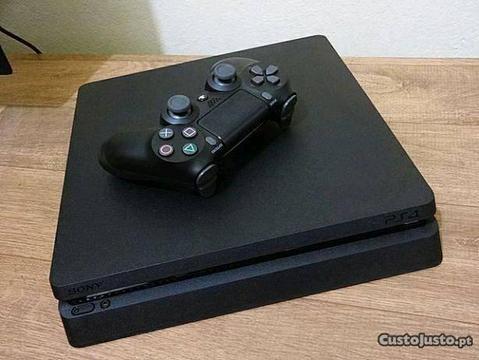 Playstation 4 slim 500gb +call of duty black ops 3