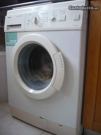 Maquina lavar roupa Siemens - 6kg