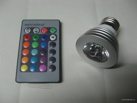 (00051) Lâmpada LED 16 cores e controlo remoto
