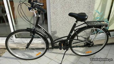 Bicicleta de Cidade Nova Roda 28 e barato