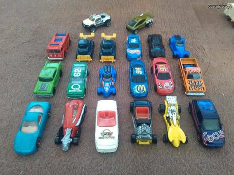 Lote 1 20 unidades Hotwheels