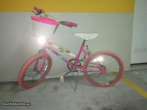Bicicleta criança 6 a 10 anos