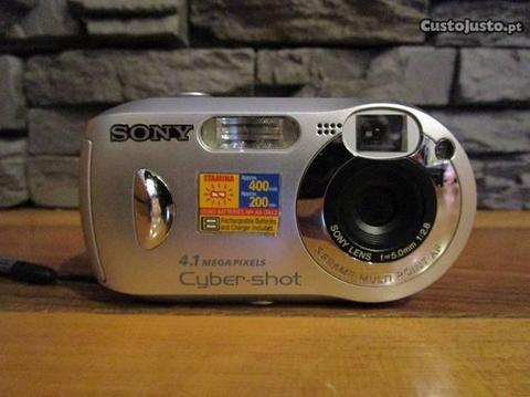 Sony Camera Cyber-Shot DSC-P43 (Como Nova)!