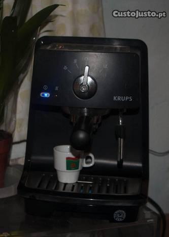 Máquina cafe KRUPS para peças