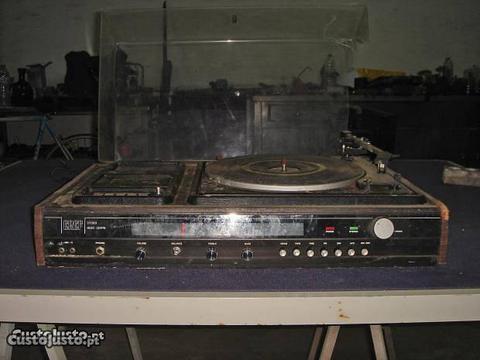 Rádio gravador gira discos antigo EREF