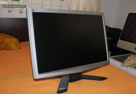 Monitor Acer LCD x203w