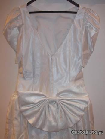 Vestido de noiva vintage Pronovias Alcolea XL