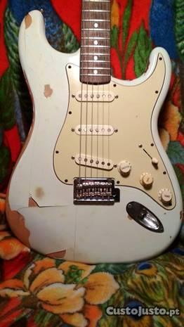 Fender Stratocaster Classic Player 60's