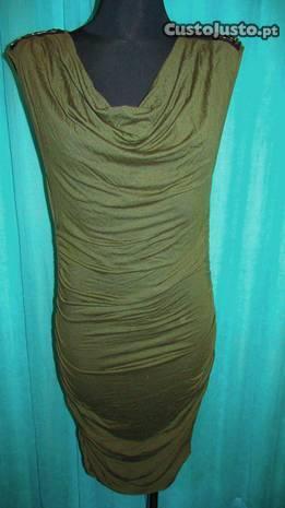 Vestido verde escuro tam. M - como novo