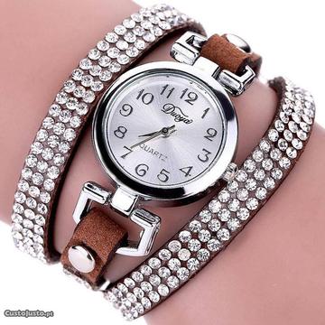 Relógio de senhora com bracelete de brilhantes